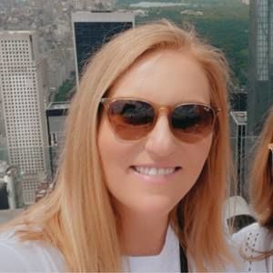 Meet your Posher, Abbey